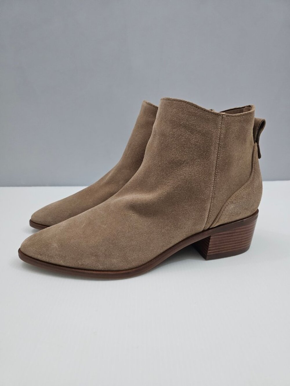 Cole Haan Vayda Ankle Boot Women 9.5 Whiskey Tan Suede Western Low Heel Fall